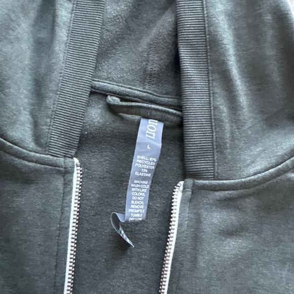 NWOT Vuori Men's Green Coronado Hoodie - Picture 2 of 5